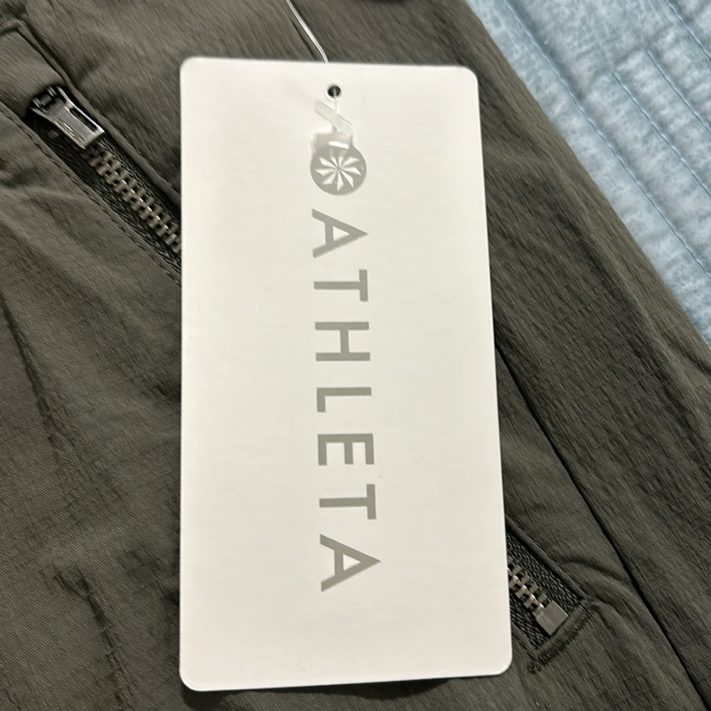 NWT Athleta Trekkie North Jogger Women’s Size 12 - Picture 6 of 6